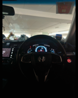 
										Honda Civic 1.6A VTi full									