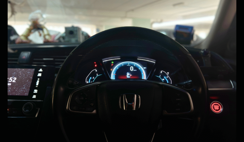 
								Honda Civic 1.6A VTi full									