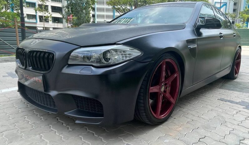 
								BMW 5 Series 523i (COE till 10/2030) full									